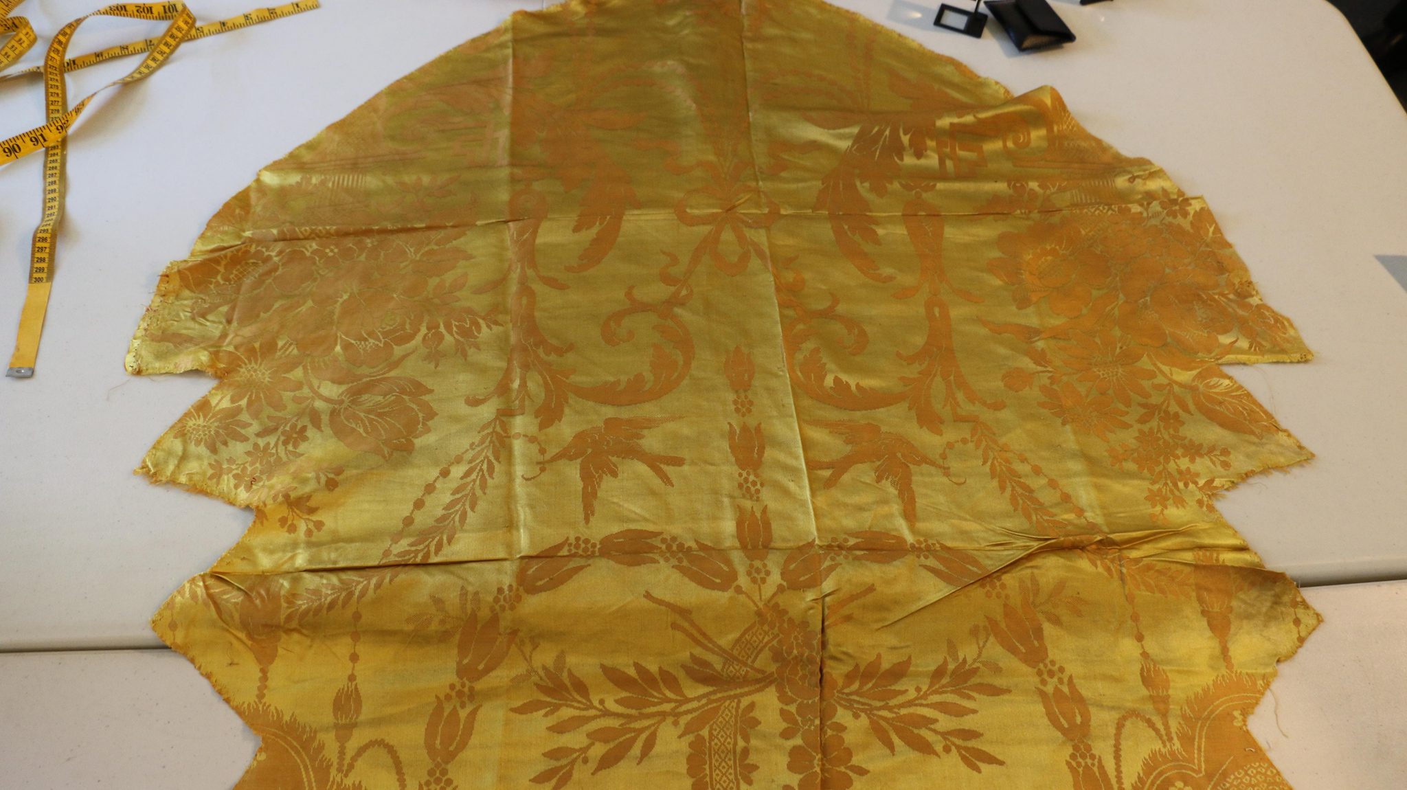 The Fabric of Everyday Life :Dish Rags to Silk to Silk Damask: A Weekend of Textiles at Hyde Hall