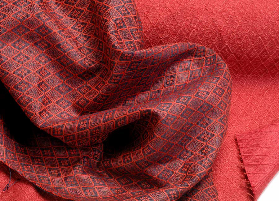 Figured worsted in Thomas Jackson diamonds