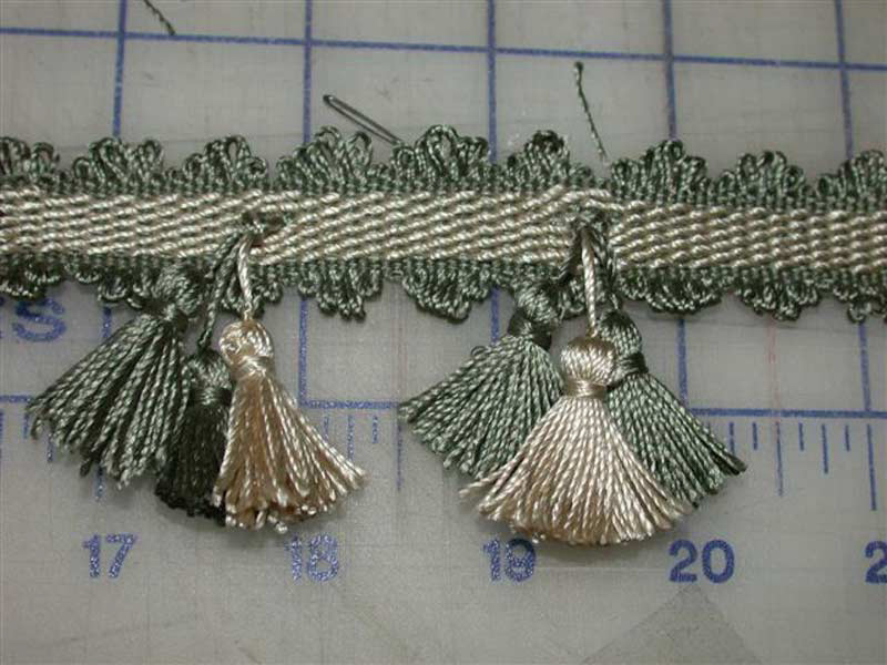 Silk woven tape with tassels