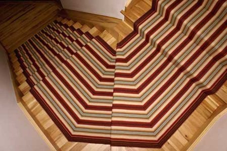 Venetian carpet on a curved staircase